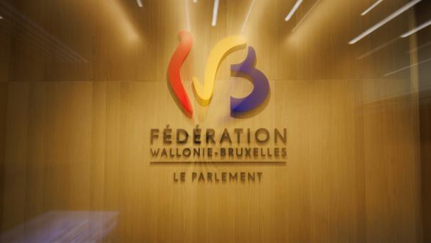 La réforme du décret Paysage a été votée en séance plénière du parlement de la Fédération Wallonie-Bruxelles, vendredi matin.