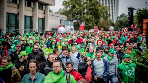 Les syndicats tiennent un rôle central dans le modèle de concertation sociale à la belge.