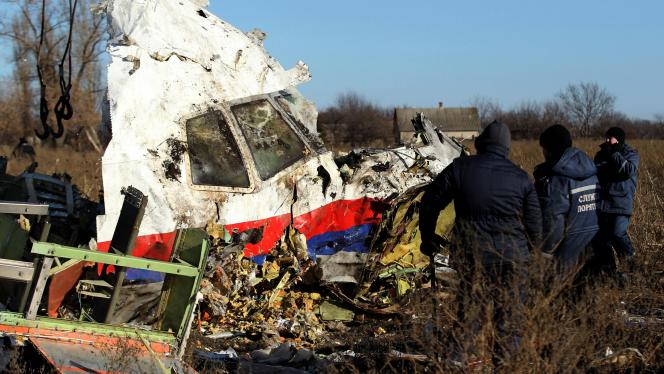 Les restes de l’avion s’étaient écrasés dans la région de Donetsk le 20 novembre 2014.