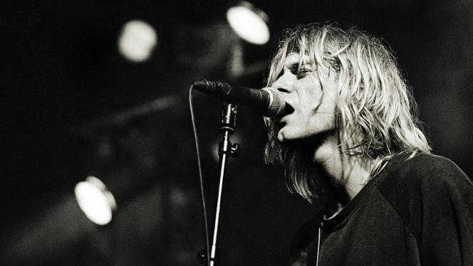 Kurt Cobain est mort il y a trente ans. Elu porte-parole de la génération X, il a été dépassé par le succès foudroyant de son groupe Nirvana. Mais le mythe perdure…