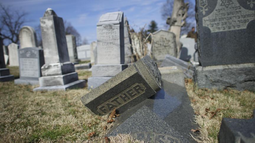 Des tombes juives ont été vandalisée dans un cimetière de Philadelphie. © AFP