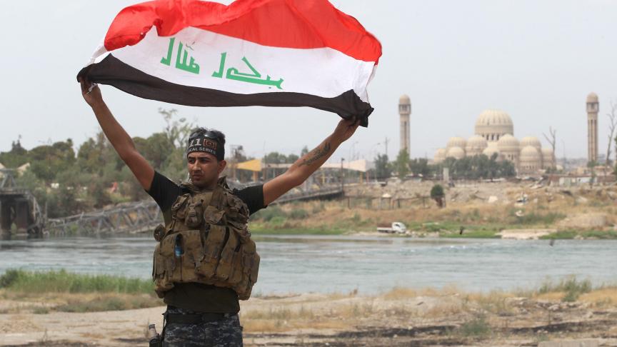 Le drapeau irakien flotte désormais sur Mossoul. © AFP