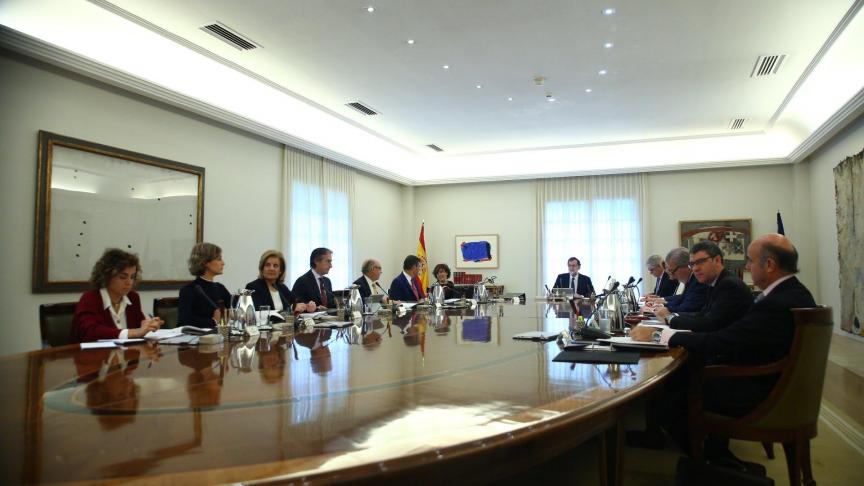 Le conseil des ministres extraordinaire. © Compte Twitter Mariano Rajoy.