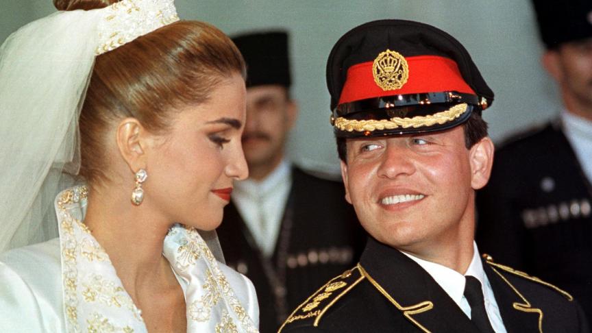 Issue d’une famille d’origine palestinienne, Rania n’a que 23 ans lorsqu’elle s’unit au fils du roi Hussein, Abdallah II, le 10 juin 1993. Six ans plus tard, elle devient reine de Jordanie. ©Belgaimage