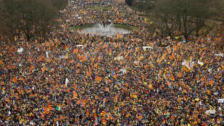 45.000 indépendantistes ont pris les rues de Bruxelles d’assaut. Plus du double de ce qui avait été annoncé par les organisateurs de la manifestation.