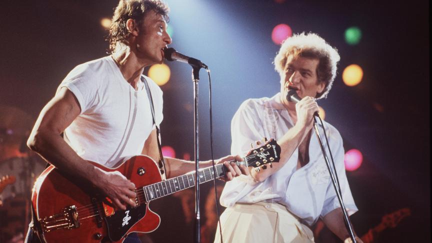 Les deux «
frères
», en concert à Bourges en 1985.