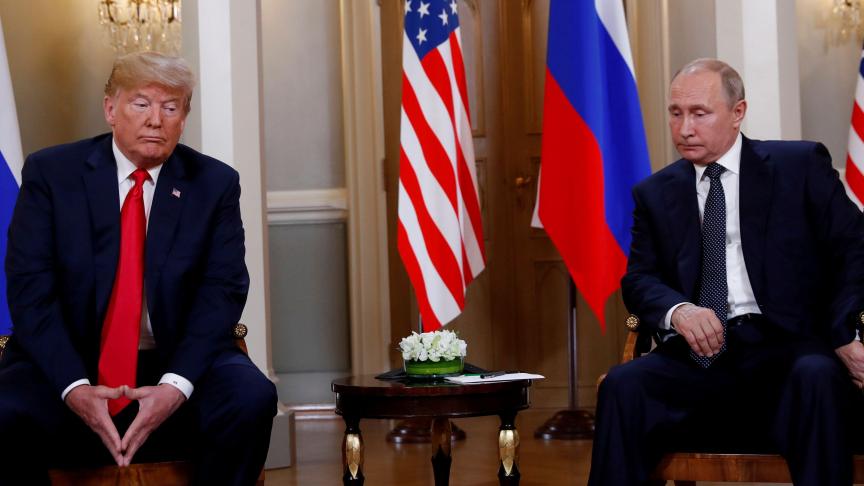 Le 16 juillet 2018, les présidents américain et russe se sont rencontrés. Jamais rien n’a filtré des discussions entre Trump et Poutine. Le régime russe est accusé d’avoir influencé le résultat de l’élection de 2016.
