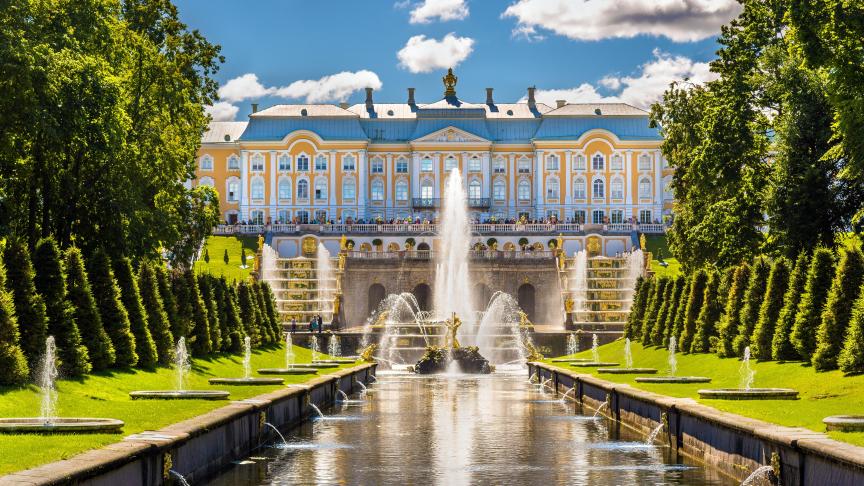 St Petersbourg Grand Palais Peterhof