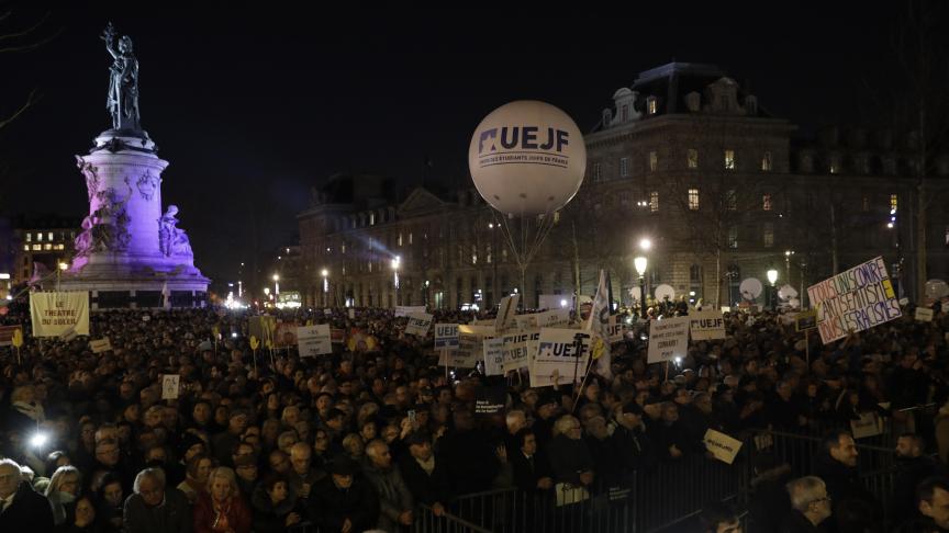 Manifestation mardi soir à Paris contre les actes antisémites qui se sont multipliés en France ces derniers mois.