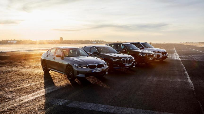 NEWS-BMW - 4 nouveaux hybrides plug-in Genève 2019 (3360 x 2240)