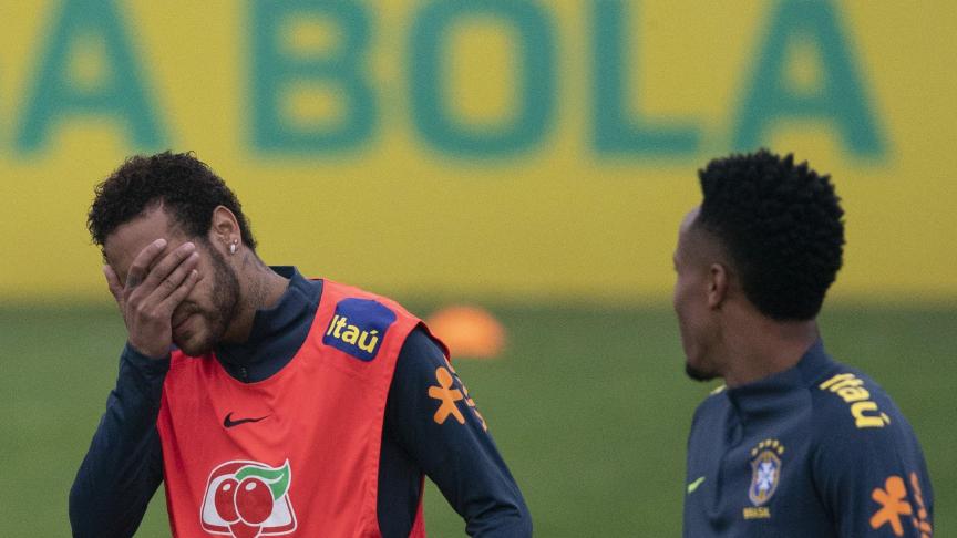 Le joueur de foot brésilien Neymar est accusé de viol par une Brésilienne pour des faits qui se seraient déroulés à Paris. La star dément catégoriquement, preuves à l’appui.