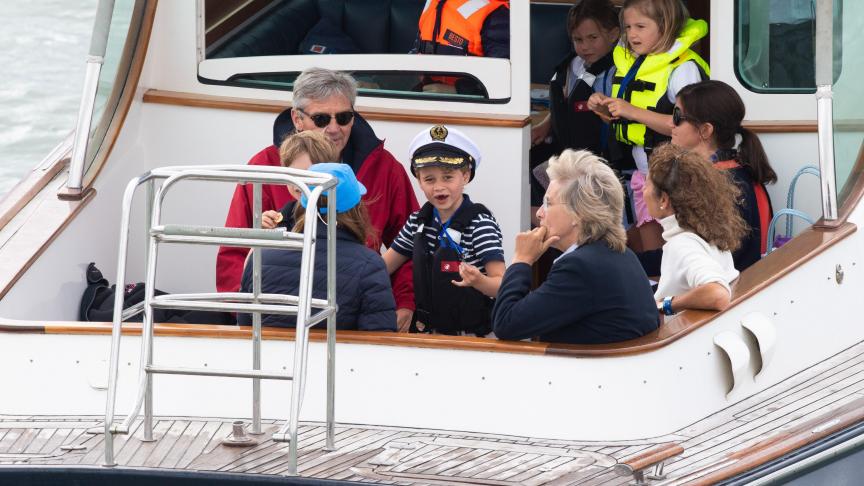 Prince William, The Duke of Cambridge and Catherine, The Duchess of Cambridge host the inaugural regatta The King's Cup to raise funds for charity. During the event, The Duke and Duchess went head to head as skippers of individual sailing boats as they raced against six other teams



Pictured: Prince George and Princess  Charlotte

Ref: SPL5108276 080819 NON-EXCLUSIVE

Picture by: SplashNews.com



 

 
 
London: 0207 644 7656
Milan: +39 02 56567623

 



World Rights,