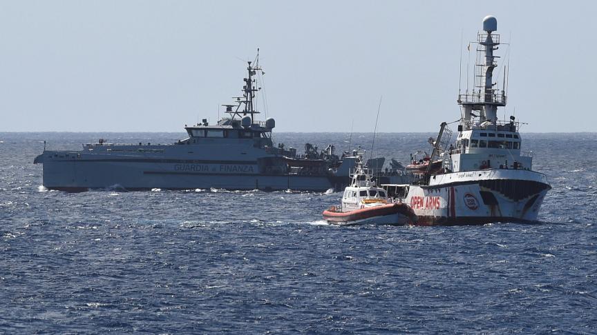 Aux portes de l’île de Lampedusa, 147 migrants se trouvent sur le navire humanitaire Open Arms.