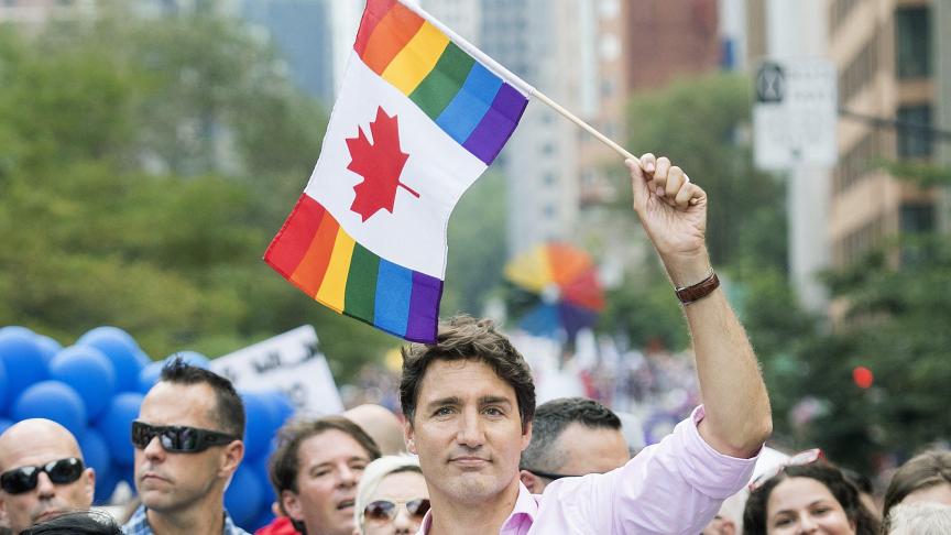 Le premier ministre Justin Trudeau assiste au défilé annuel de la Gay Pride à Montréal au Canada, ce dimanche 18 août.