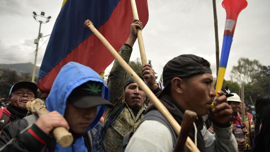 Des dizaines de milliers d’Indiens en colère marchent sur la capitale, Quito.