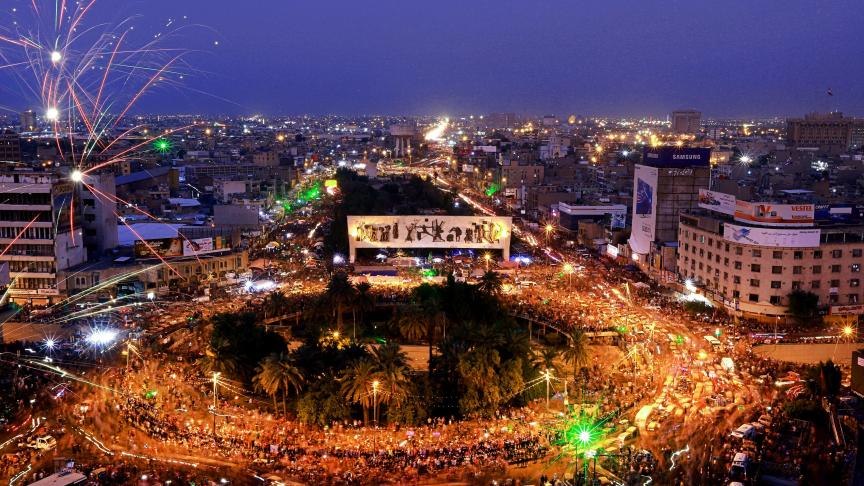 Les protestations anti-gouvernementales prennent de l’ampleur place Tahrir, à Bagdad, à nouveau. La photo est impressionnante.