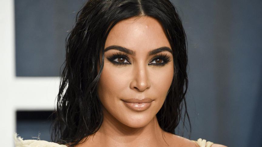 Kim Kardashian, la meilleurs ambassadrices des adeptes du lipofilling des fesses.