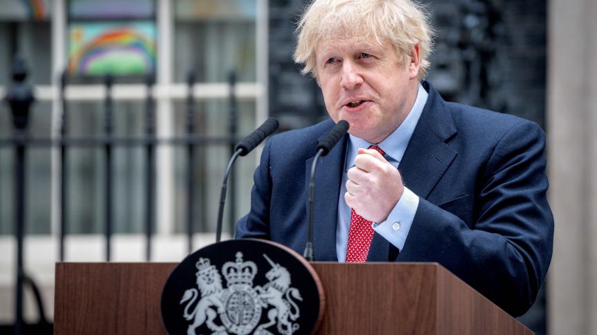 De retour aux commandes du gouvernement britannique après sa convalescence, Boris Johnson a appelé lundi les Britanniques à continuer à respecter le confinement bien que la courbe de la pandémie «commence à s’inverser» au Royaume-Uni