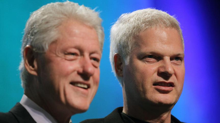 Steve Bing était l’ami de Bill Clinton.