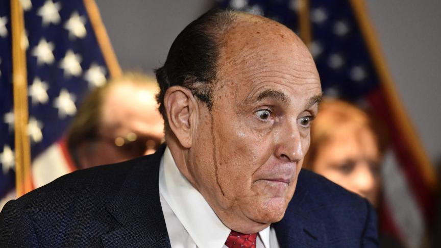 Rudy Giuliani lors d’une conférence de presse à Washington le 19 novembre 2020.