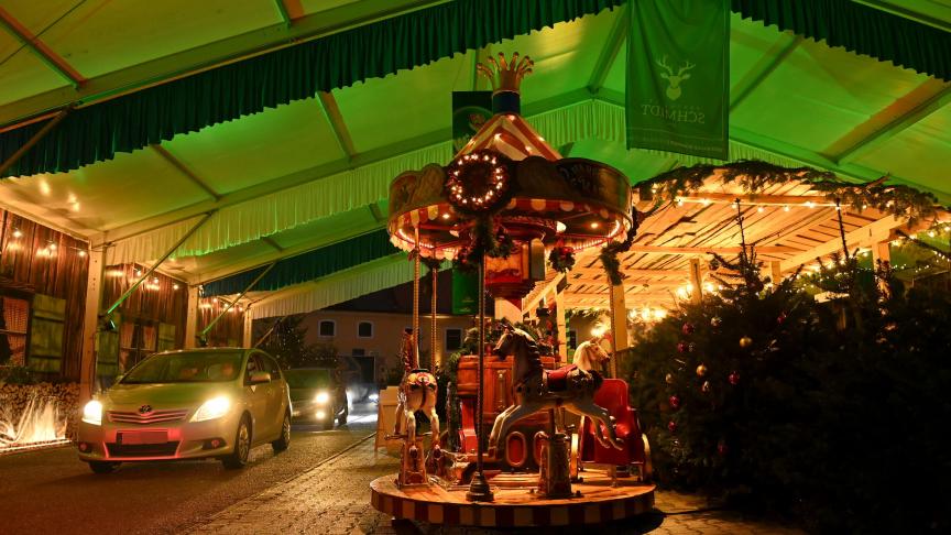 Le marché de Noël de Landshut se visite en voiture.
