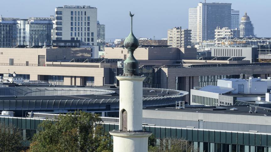 La grande Mosquee de Bruxelles dans le parc du Cinquantenaire.