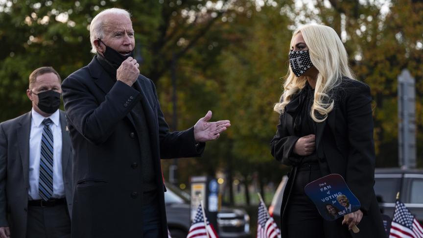Le président américain élu, Joe Biden, en compagnie de Lady Gaga, qui le soutient depuis le début de sa campagne.