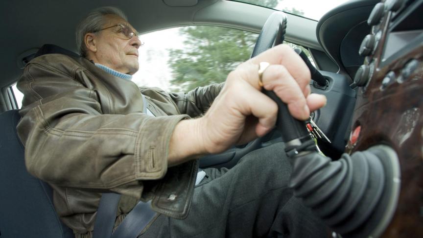 Les statistiques sont malheureusement très claires: le risque de décès couru par un conducteur de 75 ans et plus est deux fois plus élevé que celui d’un automobiliste moyen.