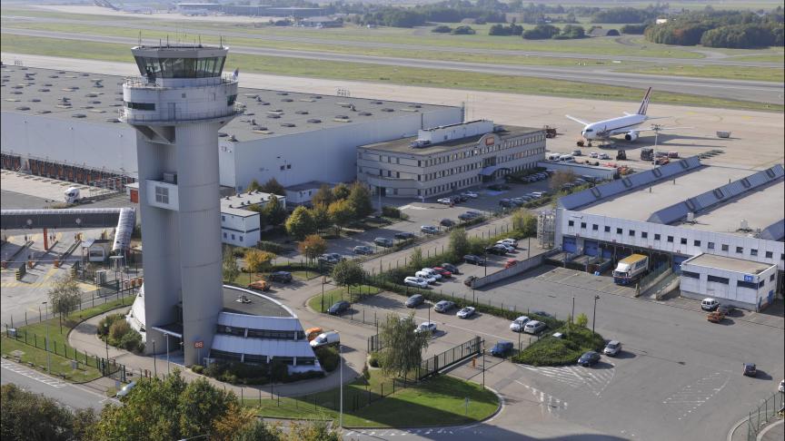 La tour de contrôle de Liege Airport s’est enrichie d’un nouvel écran pour les postes de travail.