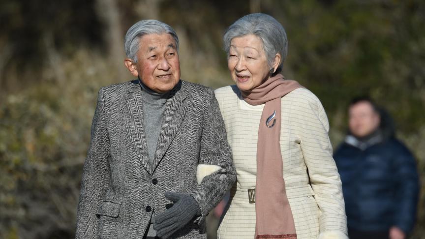 En 30 ans de règne, le couple toujours uni a fait évoluer le très rigide système impérial du Japon. Belgaimage