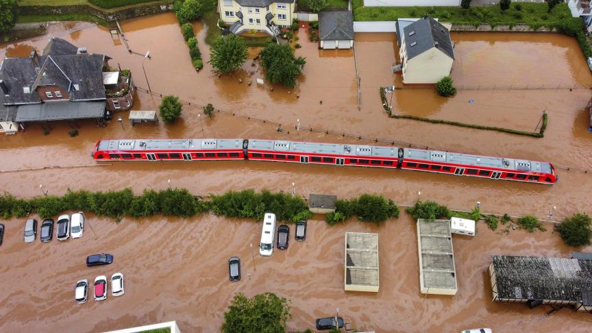 Un train régional bloqué à cause des inondations en Allemagne.