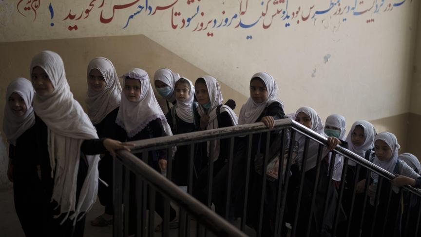 Jeunes filles dans une école à Kaboul, en Afghanistan.