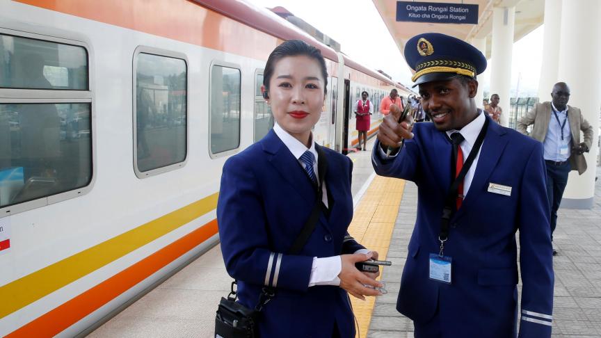 La Chine a osé relancer des projets ferroviaires en Afrique, comme ici au Kenya: des chantiers prestigieux mais coûteux.