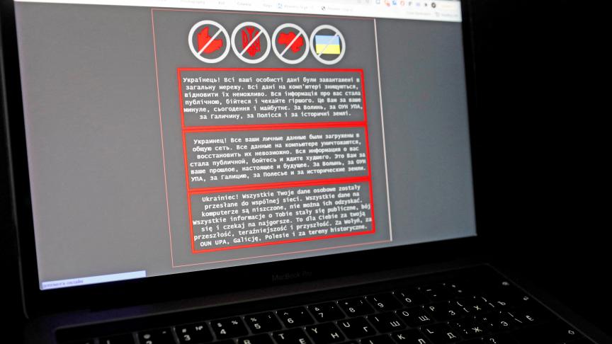 Le mois dernier, le site officiel du ministère ukrainien des Affaires étrangères publiait un message d’avertissement en ukrainien, en russe et en polonais, après une cyberattaque massive contre plusieurs sites gouvernementaux.