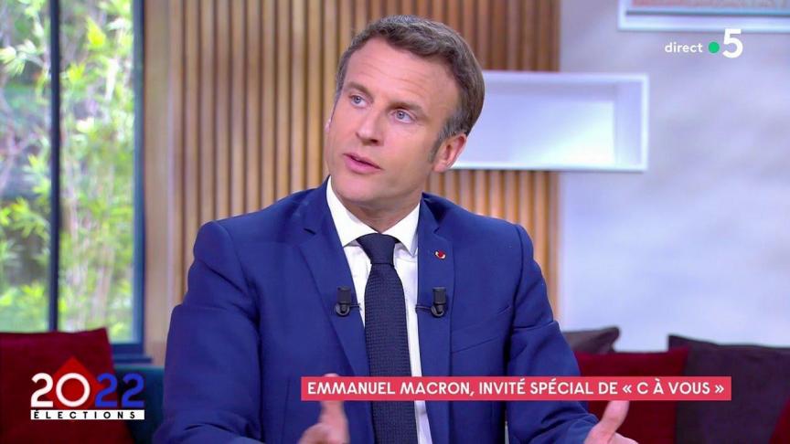 Emmanuel Macron dans C à vous.