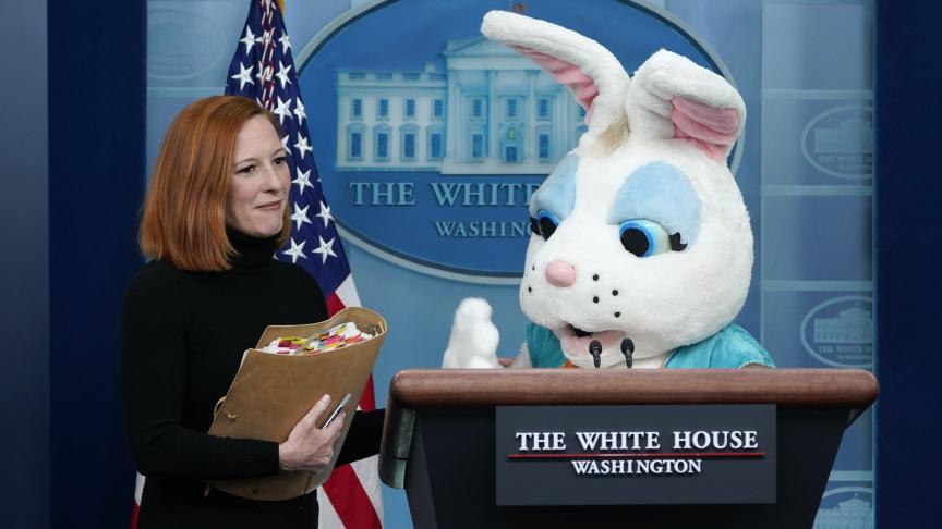 Comme le veut la tradition, le lapin de Pâques est venu déposer des oeufs à la Maison Blanche.