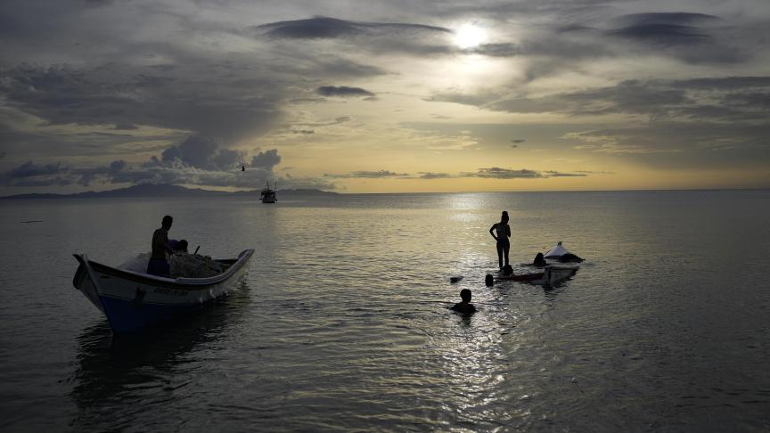 Un pêcheur artisanal revient d’une journée de travail, au Venezuela.