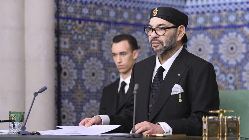 Le roi du Maroc photographié ce mois de novembre avec son fils, le prince héritier Moulay El Hassan.