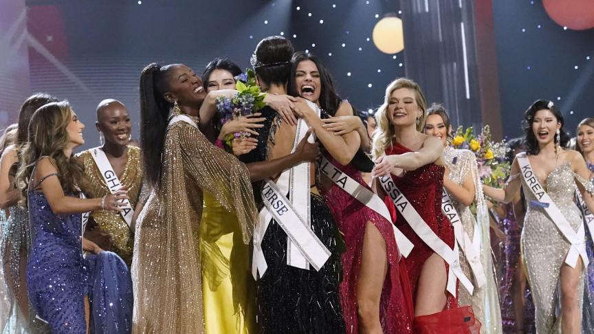 Miss USA R'Bonney Gabriel sacrée Miss Univers lors du 71e concours Miss Univers, à la Nouvelle-Orléans, le samedi 14 janvier 2023.