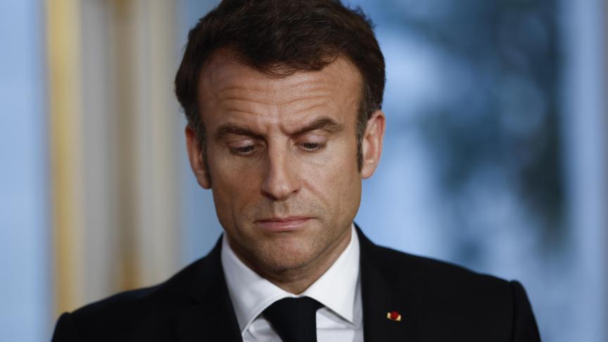 Le journal de droite «Daily Telegraph» a interprétél’annulation de la visite comme «extrêmement embarrassante» pour Emmanuel Macron.