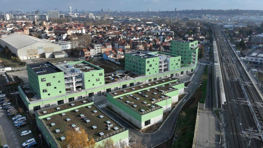 NovaCity propose pour l’instant 63 appartements passifs. A terme, 200 appartements seront construits sur cette ancienne friche d’Anderlecht.