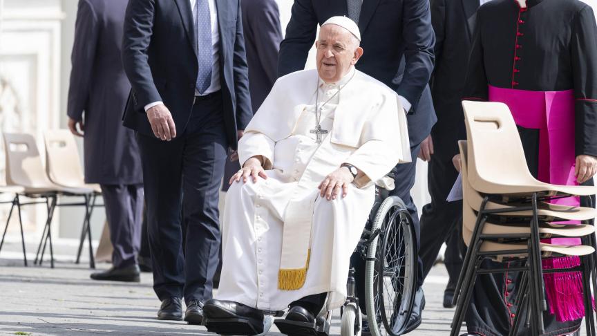 Le pape François lors de son audience générale hebdomadaire sur la place Saint-Pierre du Vatican, le 22 mars 2023.