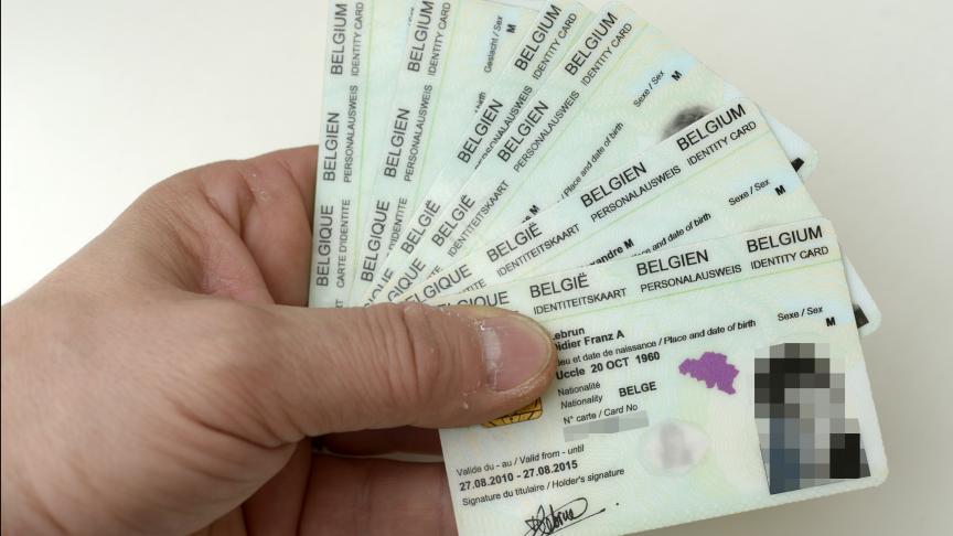 Les Belges pourront obtenir une carte d'identité virtuelle, dès 2023 - Geeko