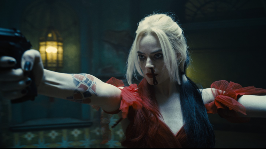 La talentueuse Margot Robbie incarne la déjantée Harley Quinn.