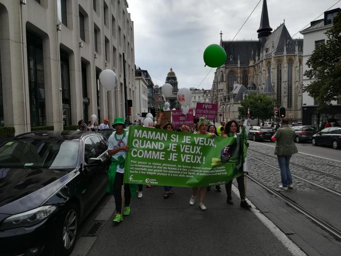 BRUSSELS PROTEST PRO ABORTION (3)