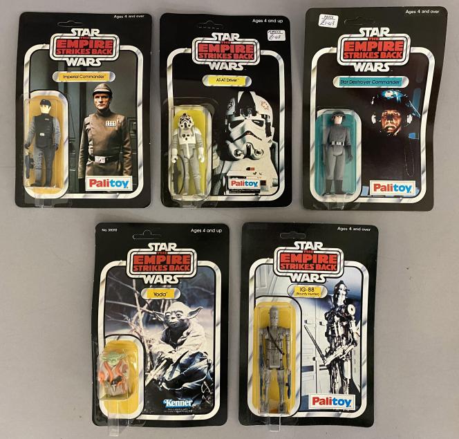 Les figurines Star Wars délaissées par leur propriétaire ont été vendues aux enchères.
