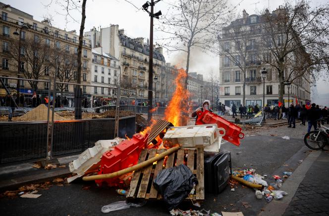 FRANCE-SECURITY_PROTESTS